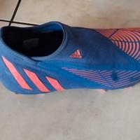Scarpe da calcio + parastinchi 