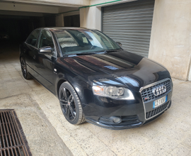 Audi A4 2.0 TFSI S-Line