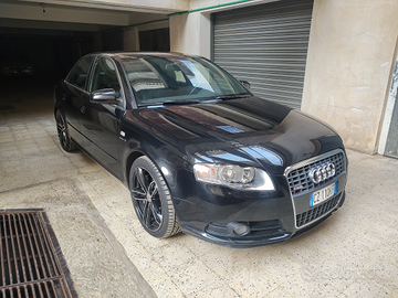 Audi A4 2.0 TFSI S-Line