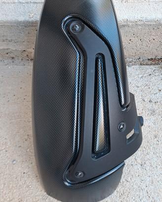 PARAFANGO POSTERIORE CARBON PUIG per BMW r 1250 GS
