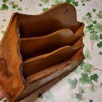 Portalettere in legno d'epoca