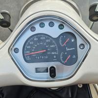 Piaggio Vespa 300 GTS - 2009