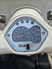 Piaggio Vespa 300 GTS - 2009