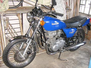 MOTO  KAWASAKI Z 400