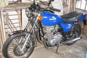 MOTO  KAWASAKI Z 400