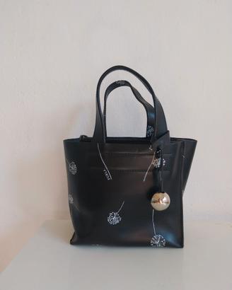 Borsa Furla nera con fiori