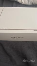 APPLE MACBOOK AIR 13 (2025)NUOVO MAI APERTO