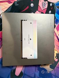 Corsair dominator titanium  white ddr5 7200 MT/s