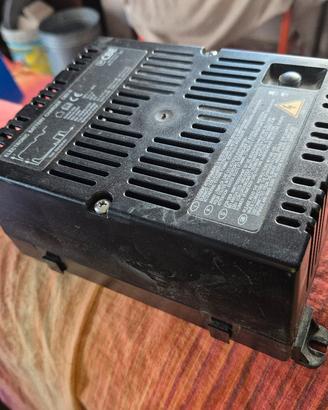 Caricabatterie CBE CB516