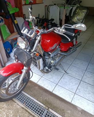 Honda VF750C con 38.000km anno 1996