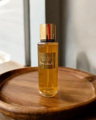 Victoria’s Secret - Body Mist “Bare Vanilla” 250 m