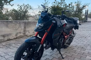 HONDA HORNET 750 2024