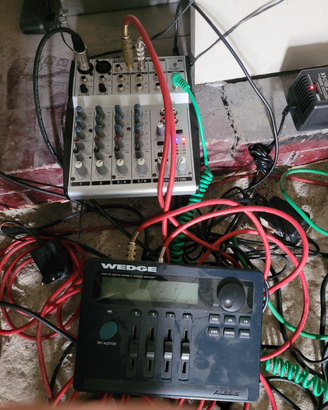 Mix piu effetto voce Alesis professionale