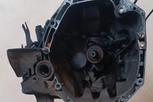 Cambio Renault Clio 1.5 DCI 5M anno 2013/16