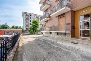 4 LOCALI A ROBASSOMERO