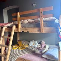 Letto a castello in legno fatto a mano