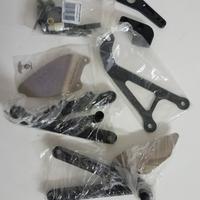 Pedane arretrate Valtermoto per Yamaha R6