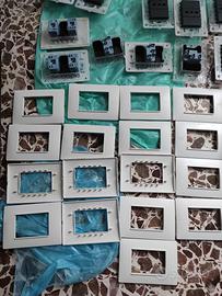 kit 20 prese ,+ interruttori+ placche+