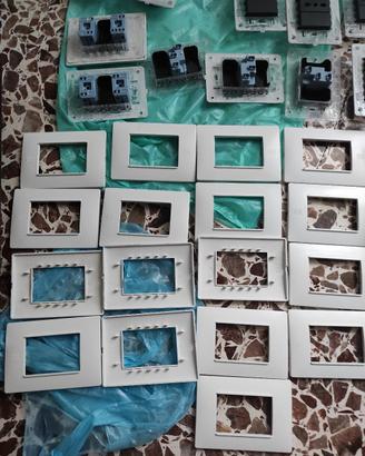 kit 20 prese ,+ interruttori+ placche+