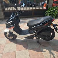scooter malaguti 125 mission