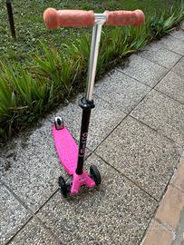 Monopattino bambina Maxi Micro Deluxe rosa