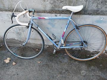 Bici da corsa vintage Bianchi 