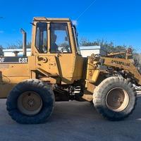 pala gommata Caterpillar 910 F