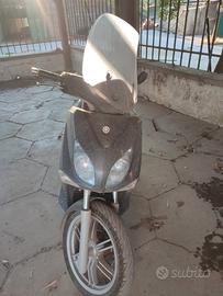 Yamaha xcity 250