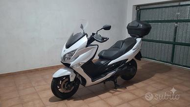 Suzuki Burgman 400 del 2017