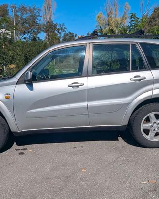 Toyota RAV 4 Rav4 II 2003 5p 2.0 d-4d "sol" -ASI-