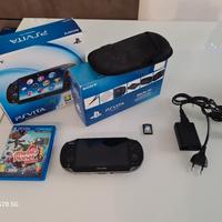 PS VITA Wi-Fi mod.PCH-1004 con 2 giochi