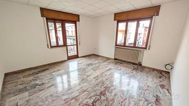 Appartamento di 100 m² con 4 locali a Chiampo