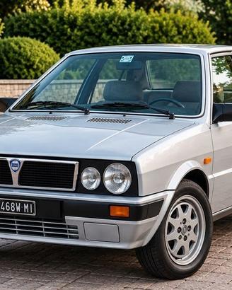 Lancia Prisma CRS ASI - Trasformazioni Delta LEGGI