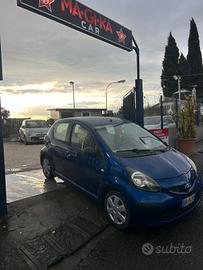 Toyota Aygo 1.0 12V VVT-i 5 porte GRIFFE