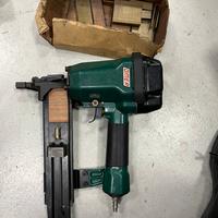 Graffatrice pneumatica OMER M2.50 usata