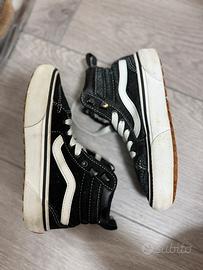 Scarpe Vans Sk8-Hi alte per bambini.