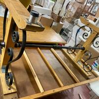 Tavoli leggeri legno e ferro battuto