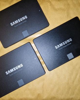 3x SSD Samsung Evo 850 da 250GB 2,5" Sata III 6G