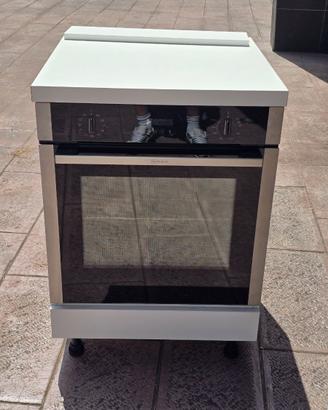 Forno ad incasso completo di mobile artigianale