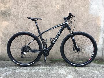 MTB 29 in carbonio