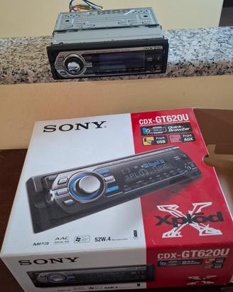 Autoradio più amplificatore 
