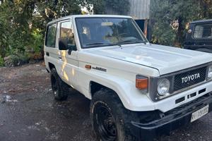 Toyota land cruiser bj71 turbo
