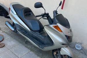 Yamaha Majesty 250