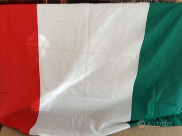 Bandiera Italiana Tricolore - 137x92 cm