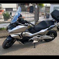 Honda Forza 750 Travel edition
