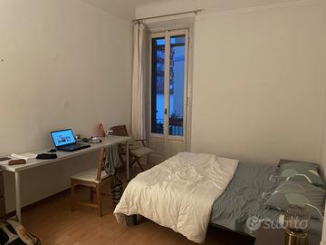 Stanza disponibile solo mese maggio