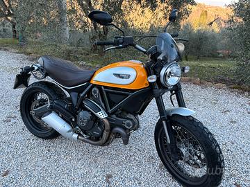Ducati scrambler Classic 800