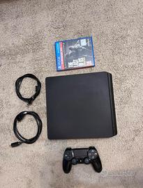 PLAYSTATION 4 SLIM