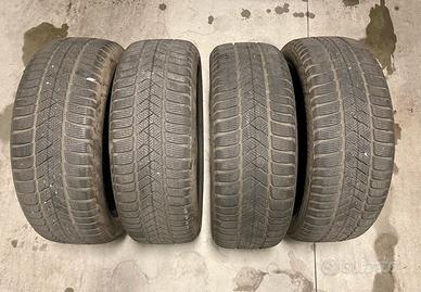 Gomme Invernali Pirelli Sottozero3 - 215/50/18