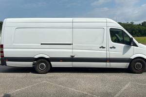 Sprinter 319 